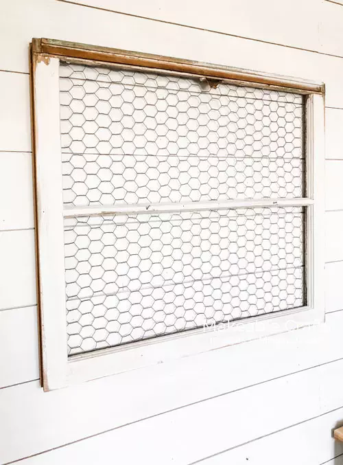 Repurpose Old Windows | Hang it on the wall