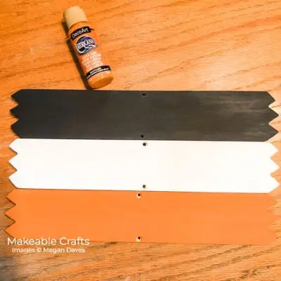 Adorable and Easy Halloween Yard Sign
