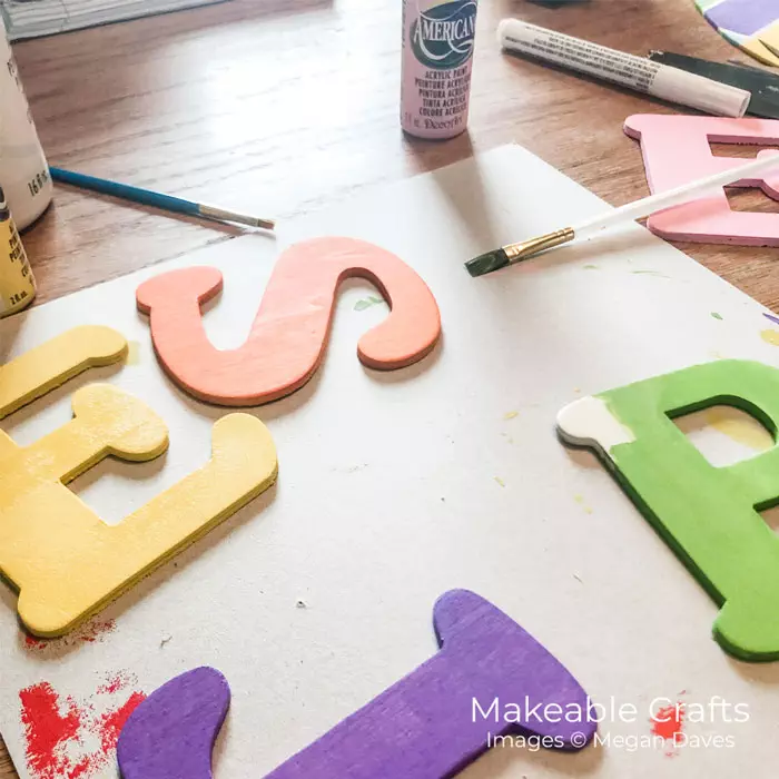 paint your letters for easy diy home decor