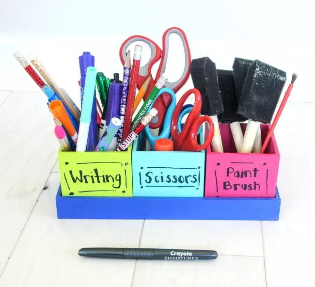This cute crafts storage set was made using recycled crafts supplies - what is better than that?